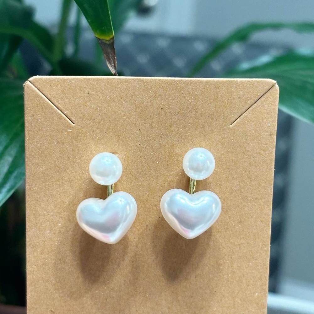 Super cute Heart earrings